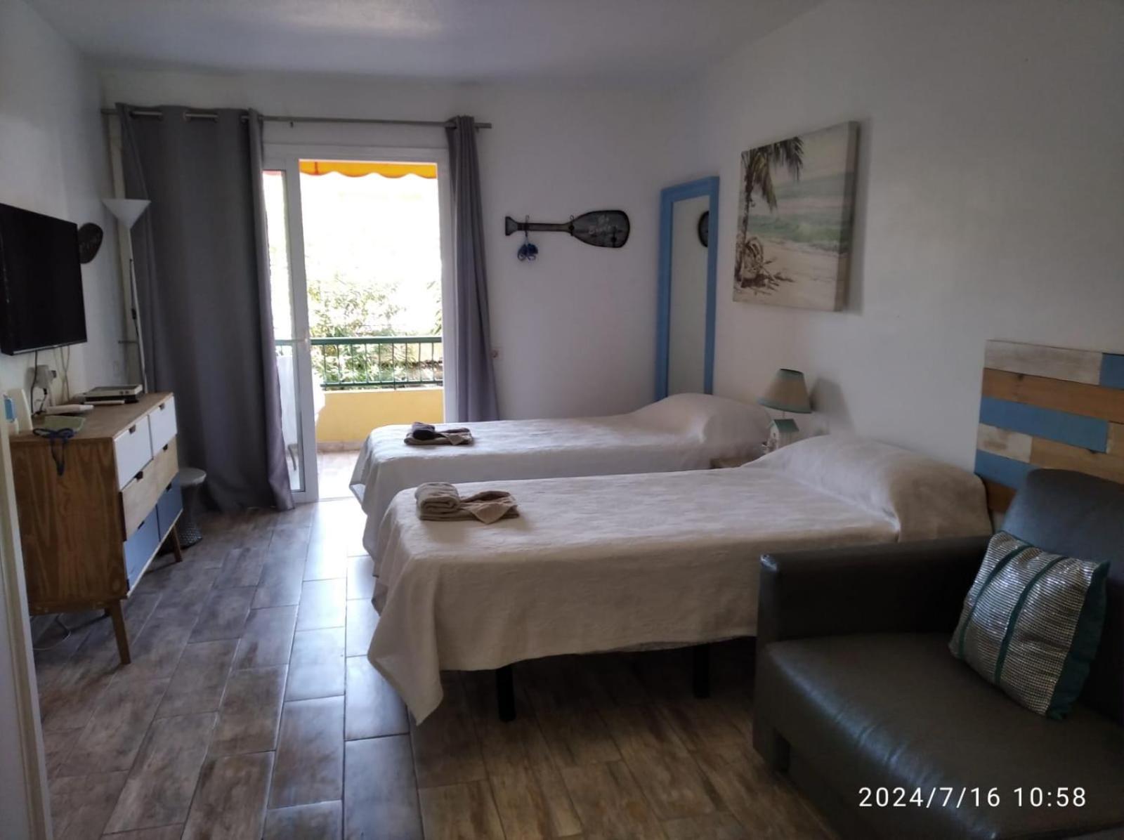 Appartamento Los Cristianos Torres Del Sol Arona  Exterior photo